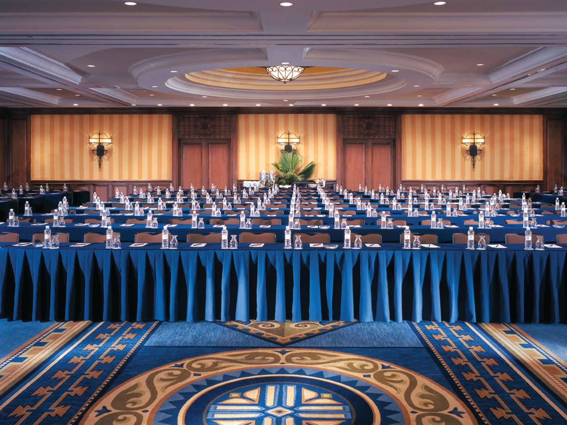 Classroom-type meeting room in Ocean at Mundo Imperial