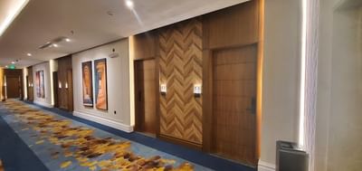 Corridor at Elaf Qinwan Hotel