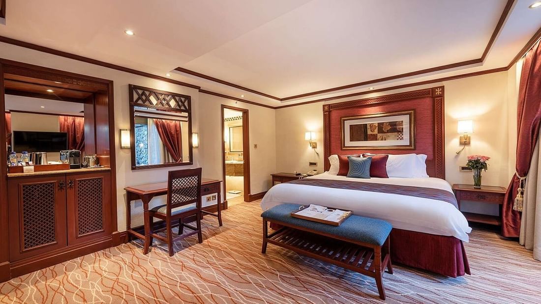 Bed & furniture in Executive Floor at Nairobi Serena Hotel