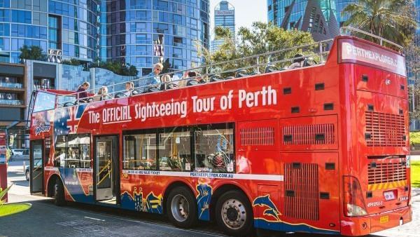 Perth tour bus 
