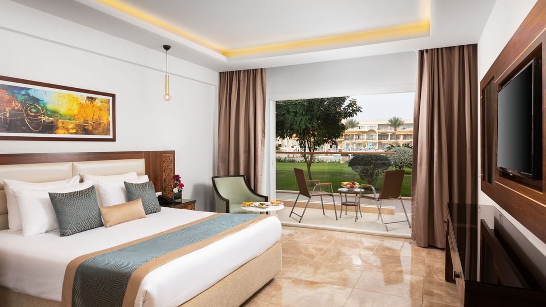 Garden View Deluxe Room at Pickalbatros Royal Moderna Resort in Sharm El Sheikh