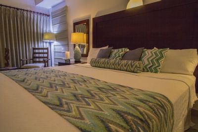 Bed in Guestroom
