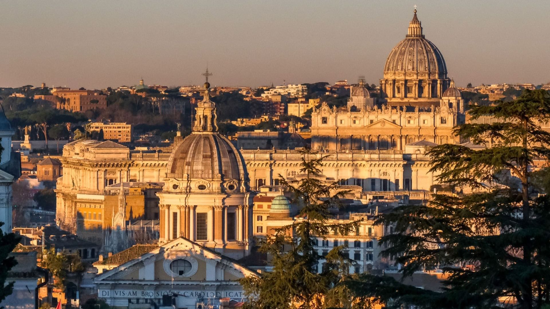 Panoramic view of St. Peter's Basilica near Rome Luxury Suites