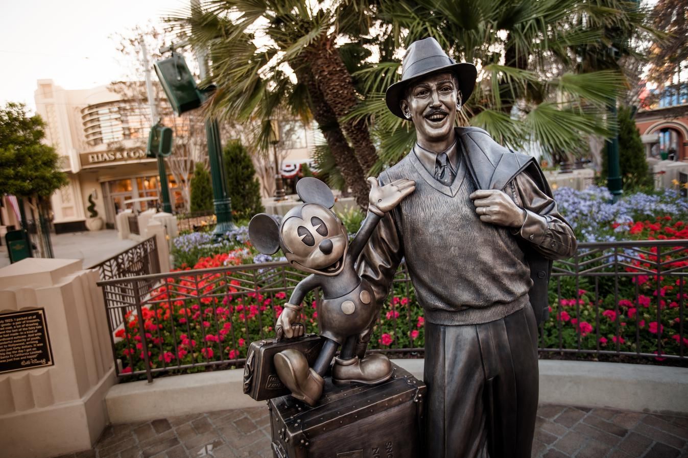 Anaheim Portofino Inn Suites Premier Hotel Near Disneyland