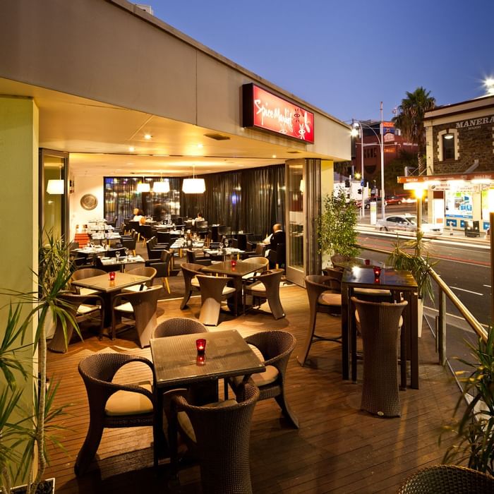 pice_Market_Decking