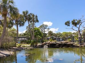 Exterior view of Palm Coast at Legacy Vacation Resorts