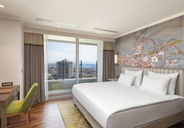 Junior Sea View Suite with double bed, city view at Titanic Port Bakirkoy