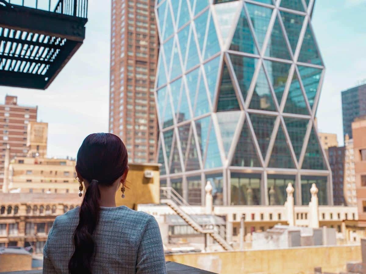 weekly rates with city views at moderne hotel new york