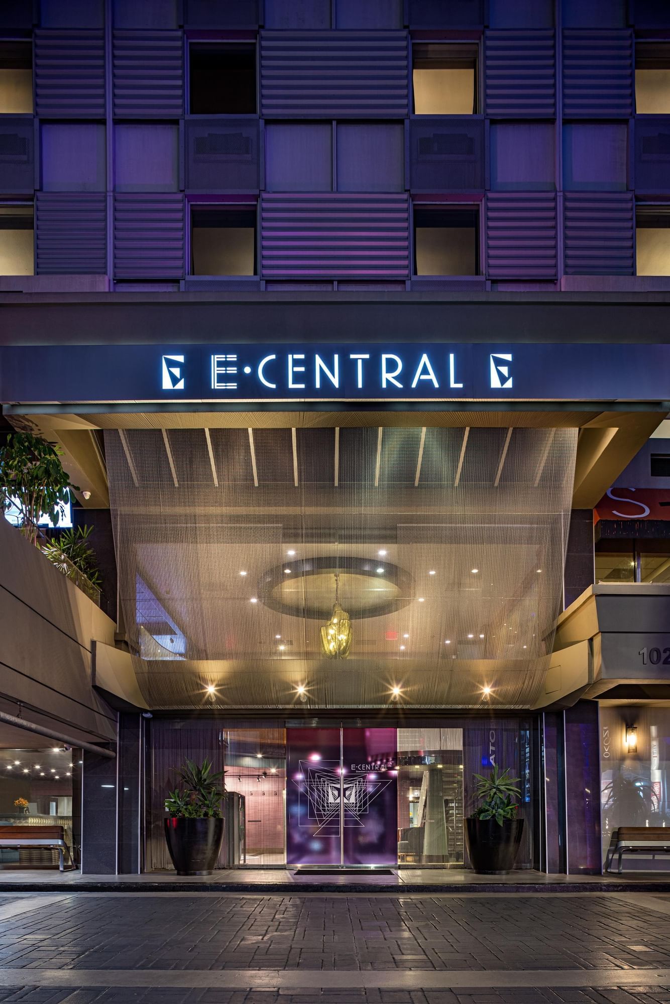 E-Central Downtown Los Angeles Hotel — photo 16 of 36