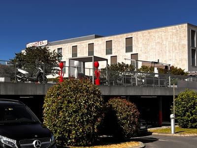 Exterior view of the hotel with Starling Hotel Parking area