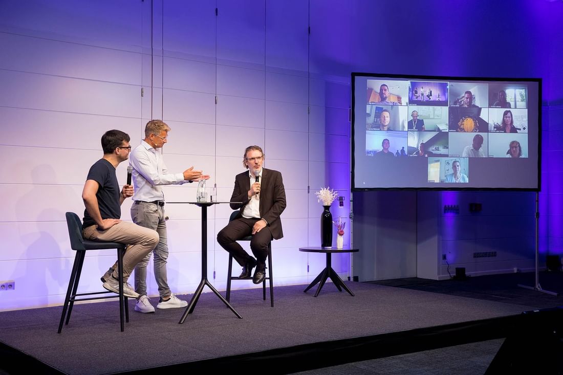 Hybrid and virtual meeting conducting at Hotel Berlin Berlin