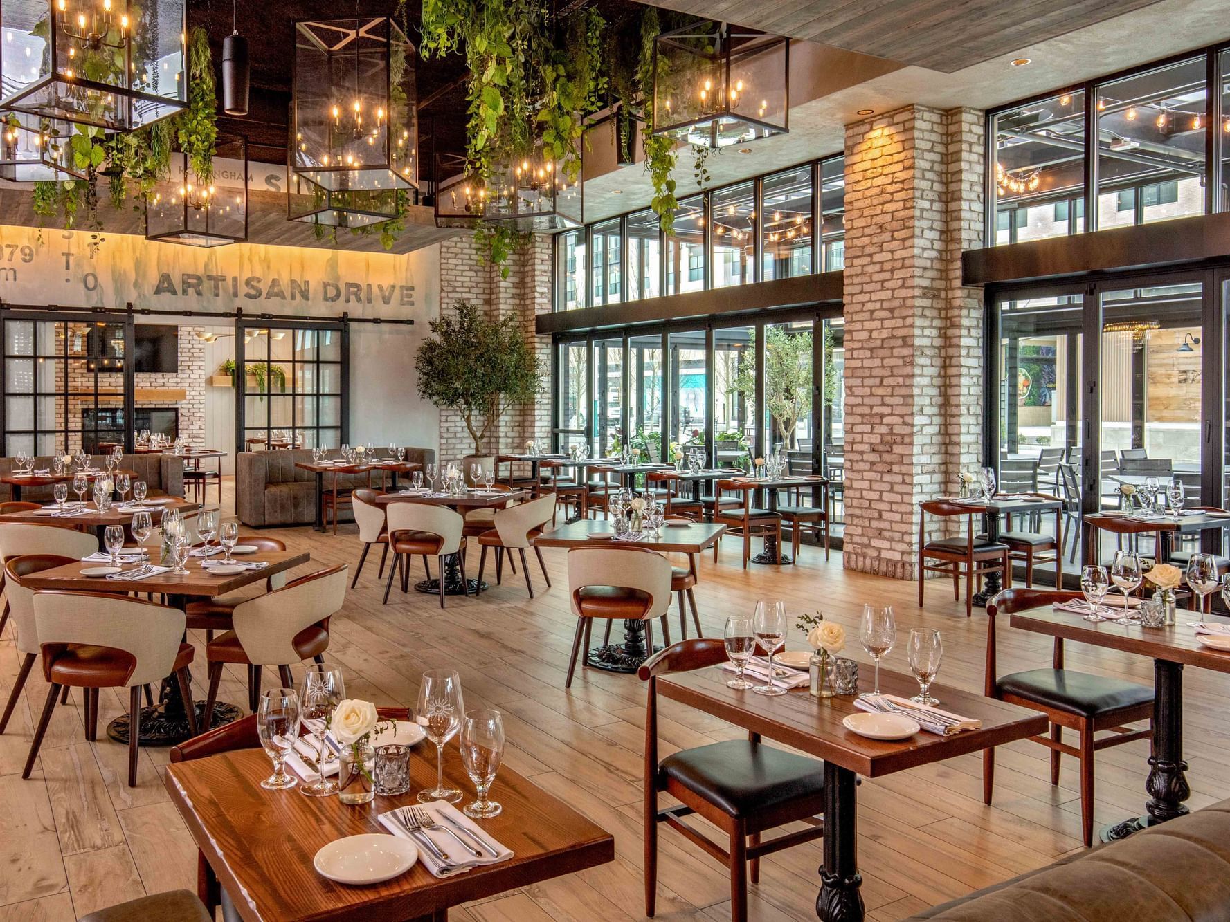 The Tuscan Kitchen Salem Dining Room at the Artisan Hotel 