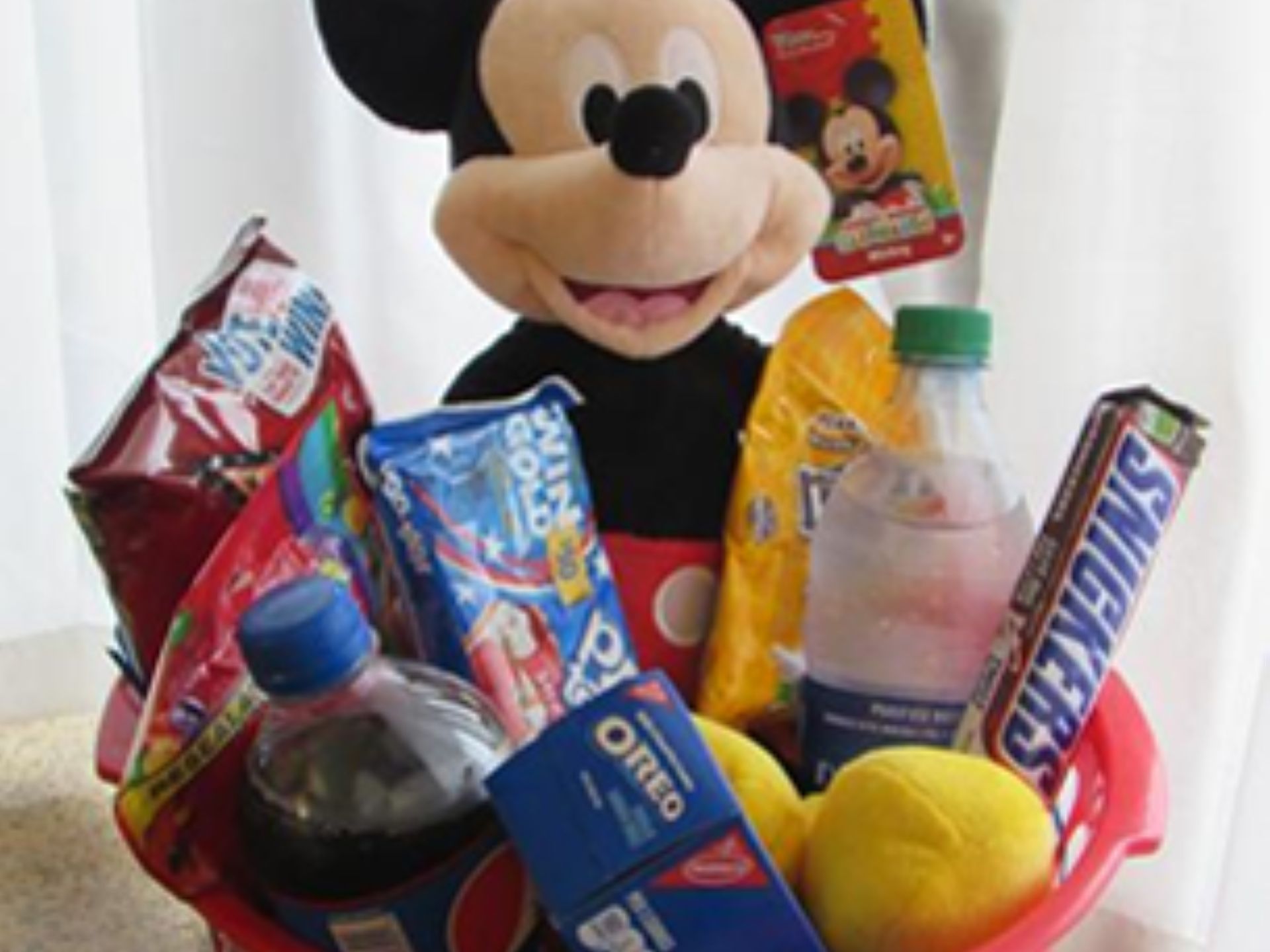 Close-up of Mickey snack basket in Rosen Inn at Pointe Orlando