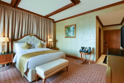 bedroom view of park suite room