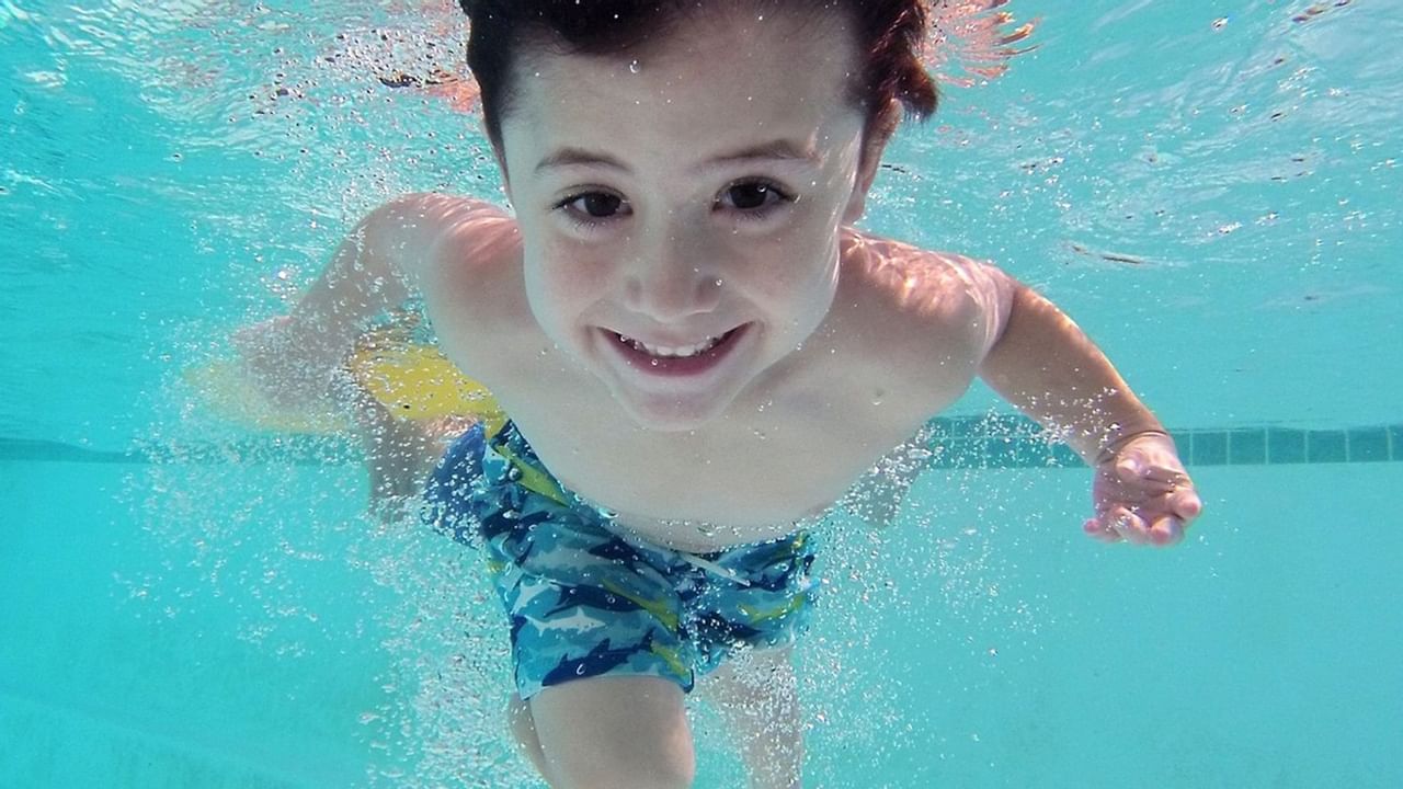 Child in pool at Cultus Lake Waterpark near Chilliwack, BC