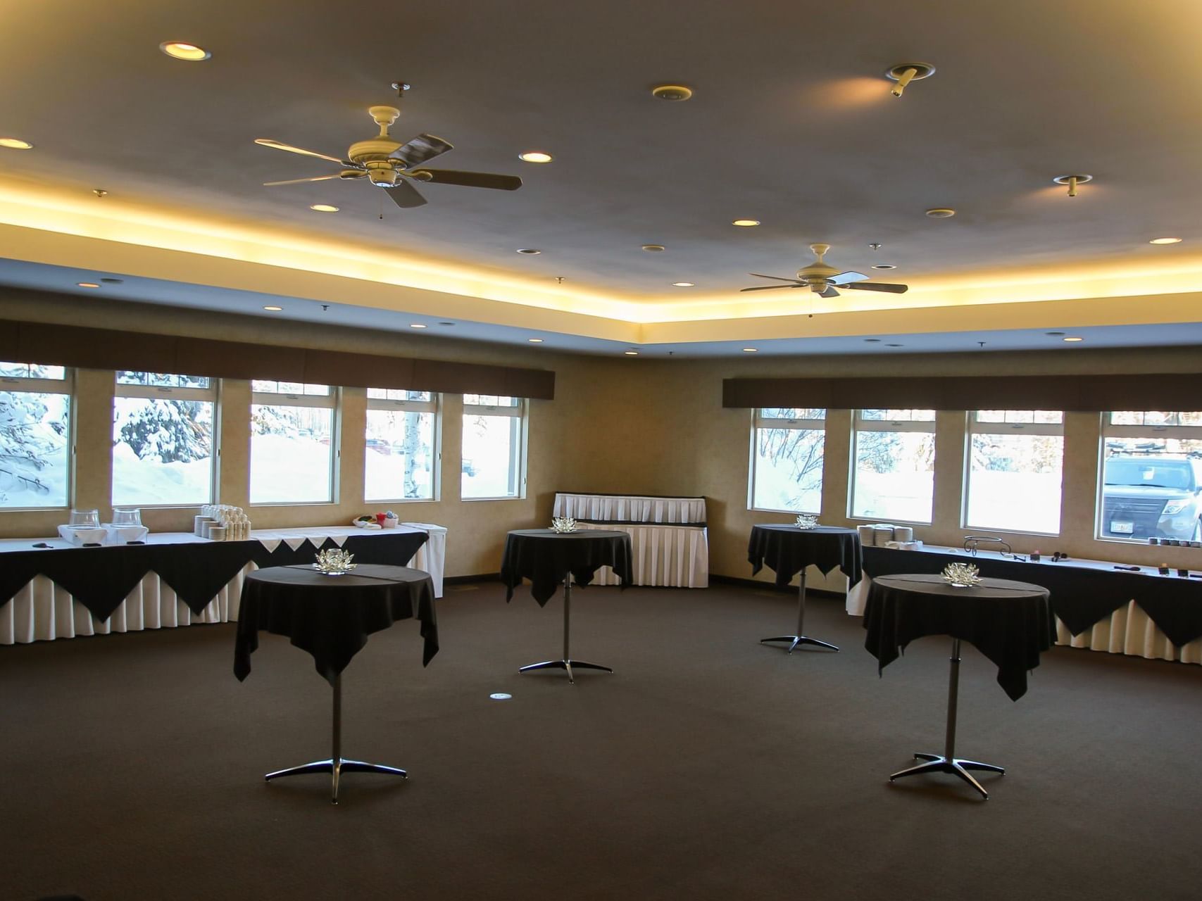 View of the spacious Garden Room at Wedgewood Resort