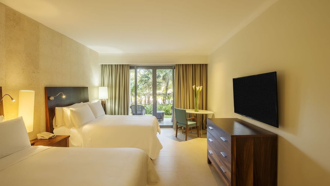 Large 2 beds, TV in Premium garden view suite, Fiesta Americana