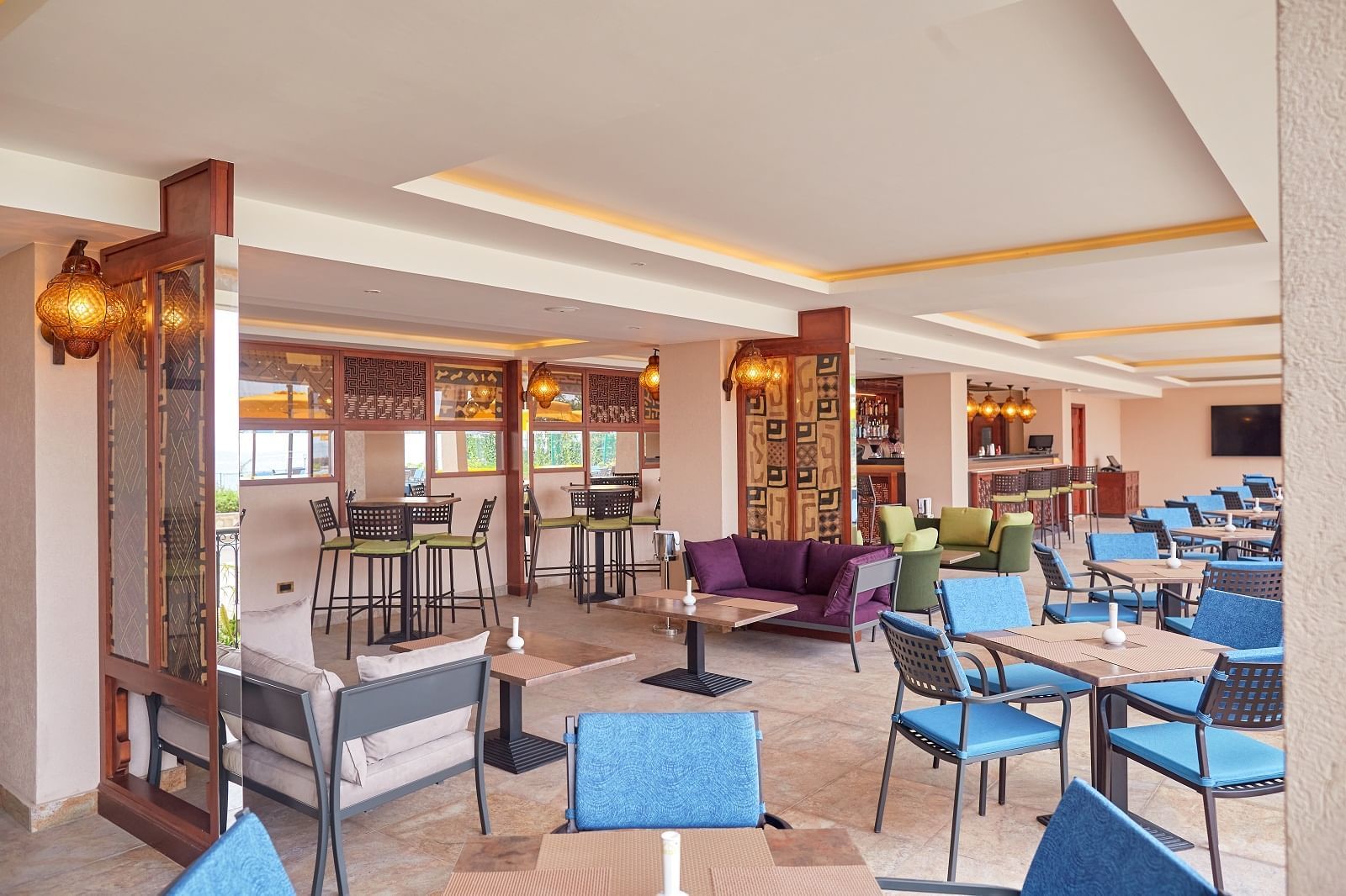 Dining area in Kahuzi biega Restaurant at Goma Serena Hotel