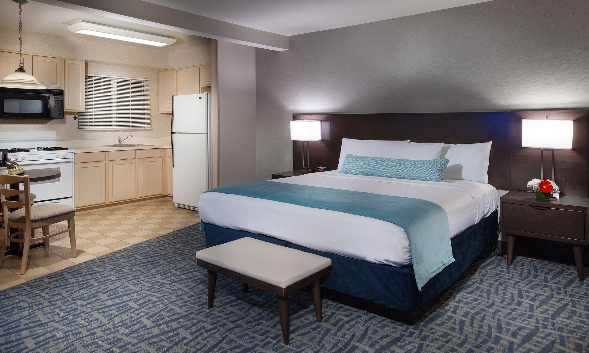 The Safari Inn - Superior Junior Suite King 1