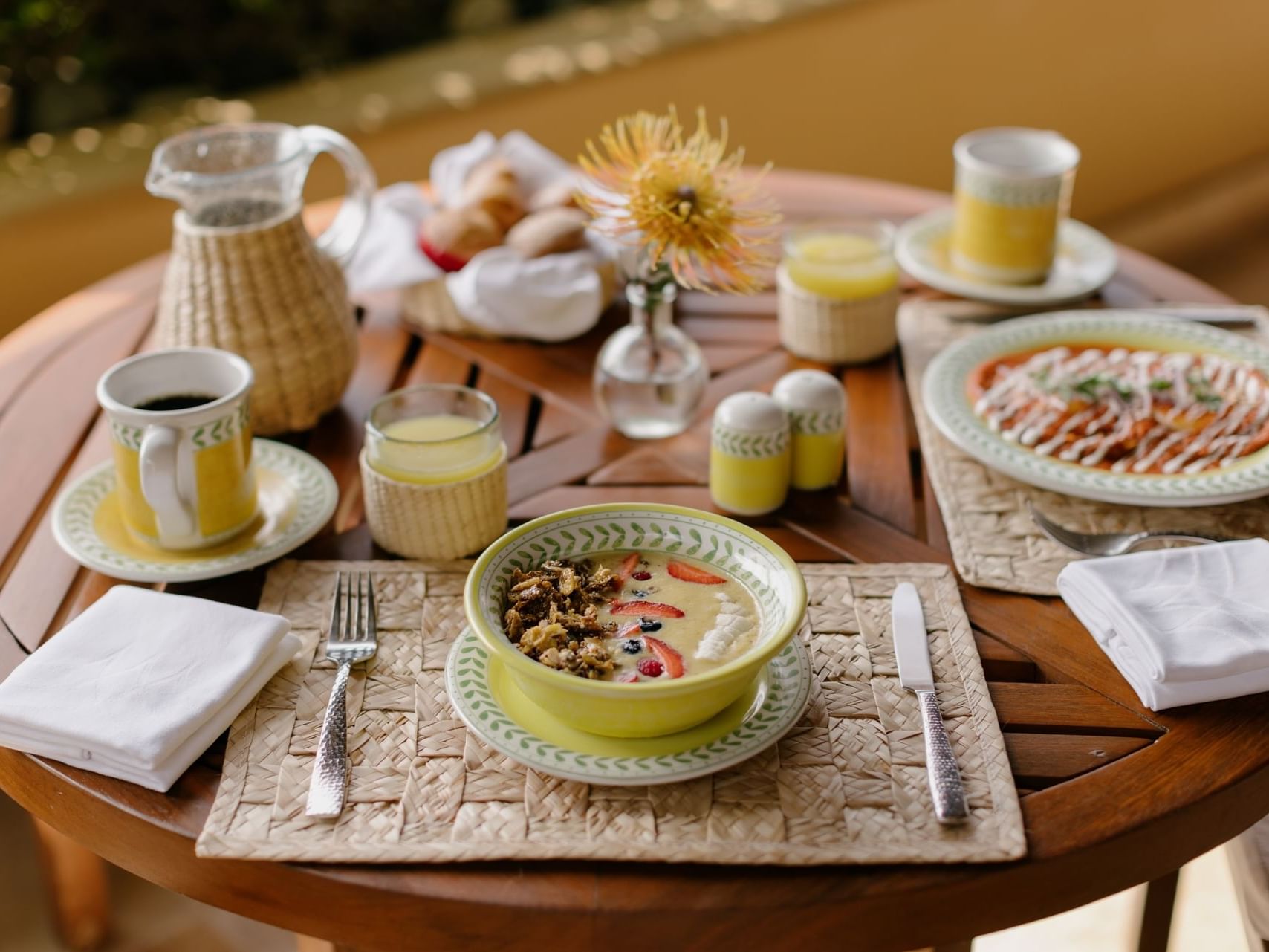 Breakfast dishes & drinks served at Cala de Mar Resort