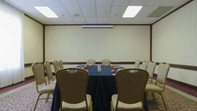 classic meeting room at the Inn Of Waterloo