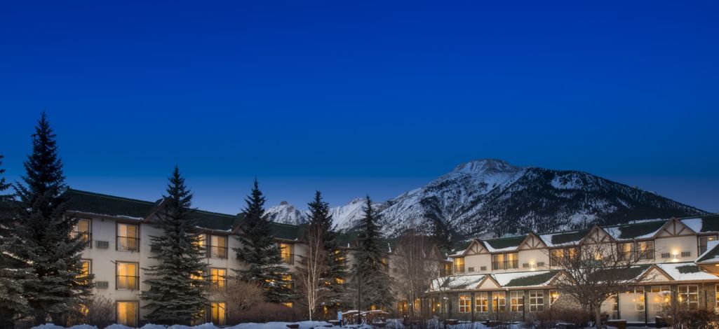 Coast hotel exterior in Canmore.