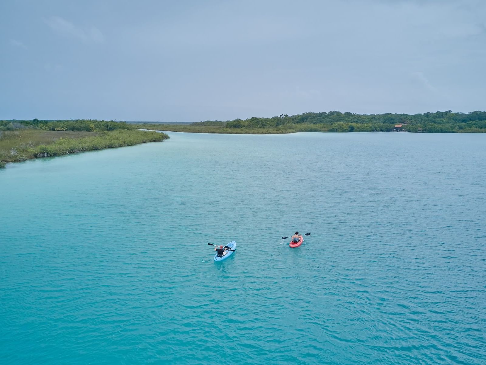 High-angle view of two, kayaking on a lake near La Colección