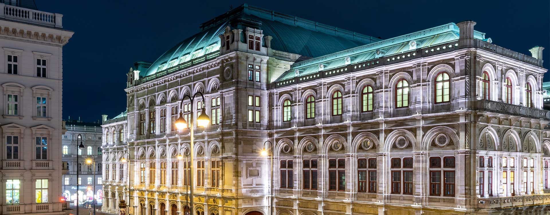Exterior view of the Vienna museum near Flemings Hotels