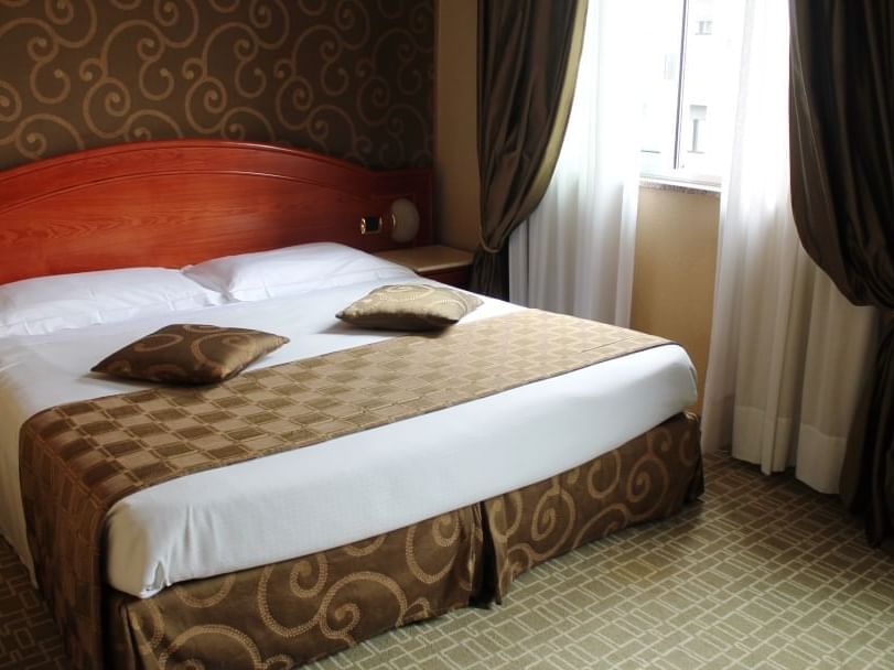 Interior of Double Classic Single Use at Hotel Mozart Milan