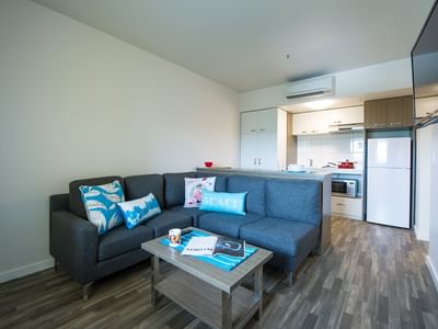 Darwin 2 Bedroom_Living