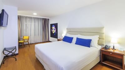 alojamiento cama queen en manizales