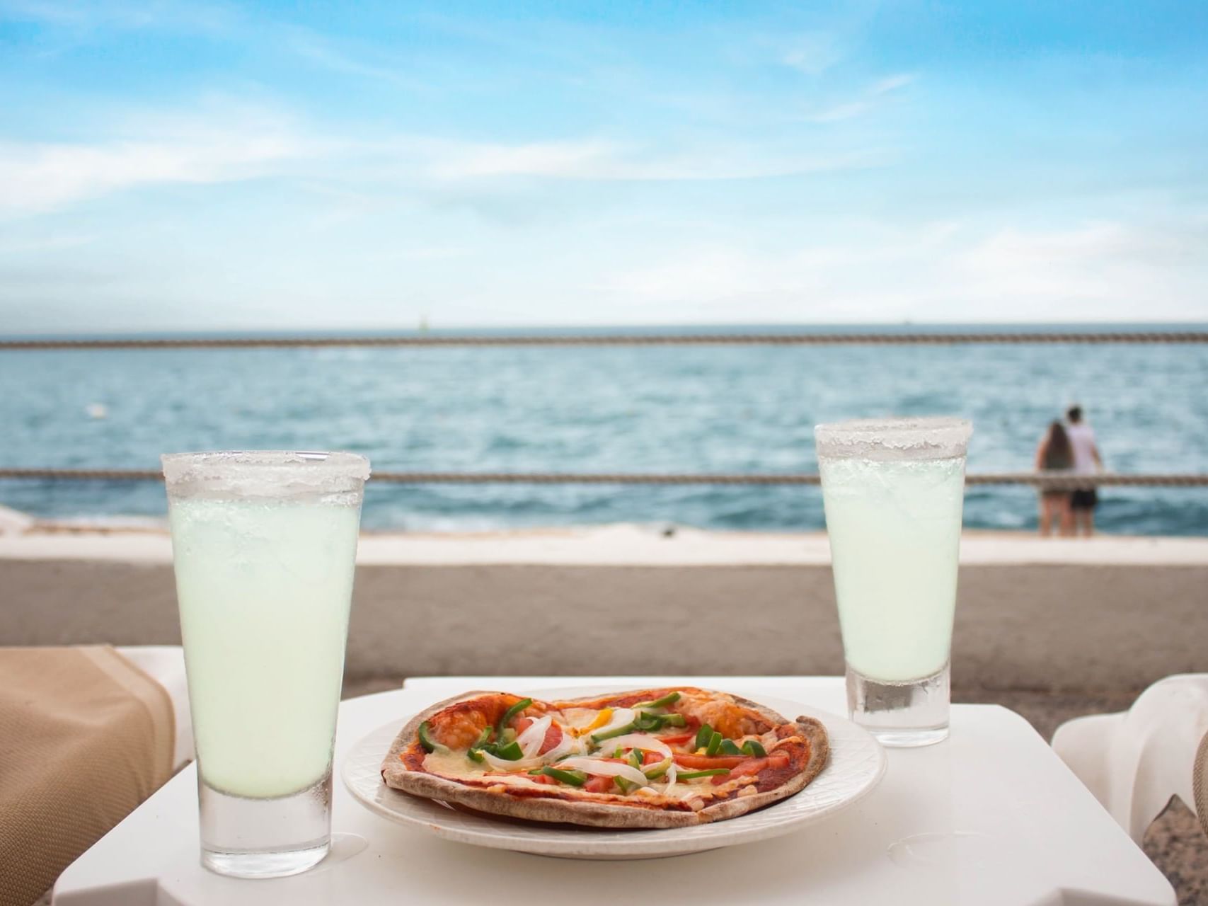 Eva Solo Baking Stone and two Paloma served in Pizzas Al Forno at Plaza Pelicanos Club Beach Resort