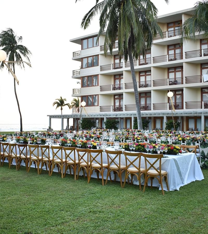 Outside wedding reception area at Mundo Imperial