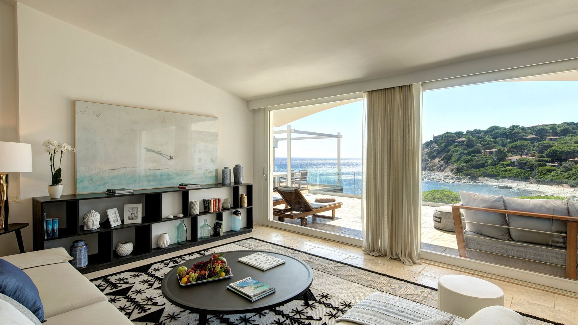 Livingroom with sea view Villa Bellavista, Falkensteiner Hotels