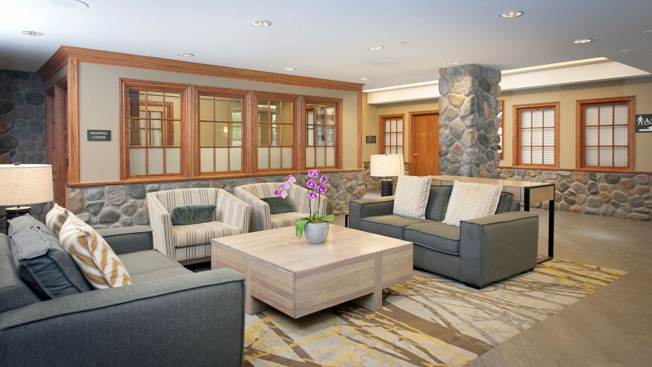 Coast Canmore Hotel & Conference Centre - Sales Concourse