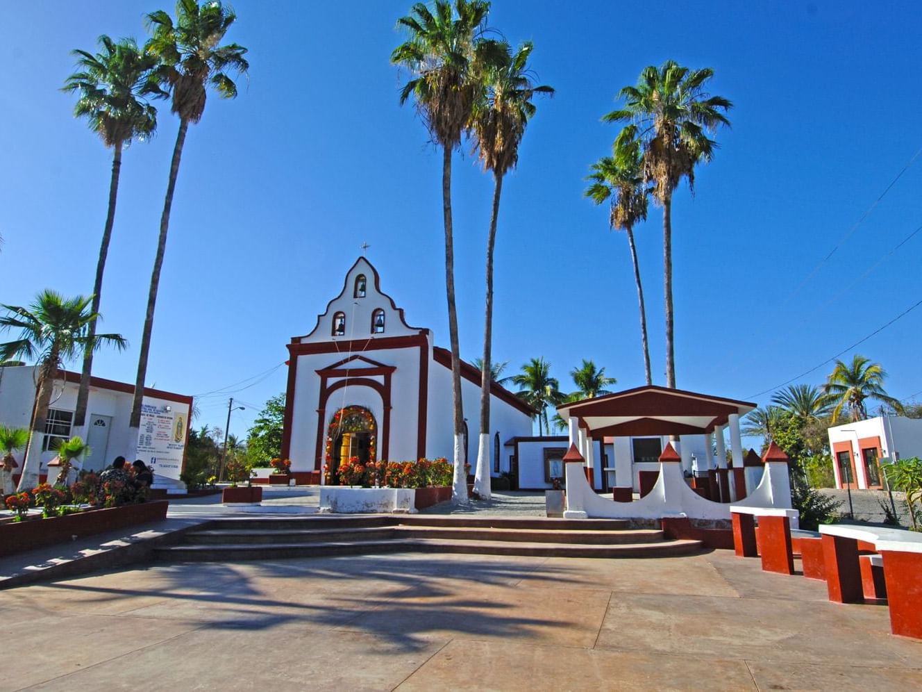 Exterior of Miraflores church near Hotel Aeropuerto los Cabos
