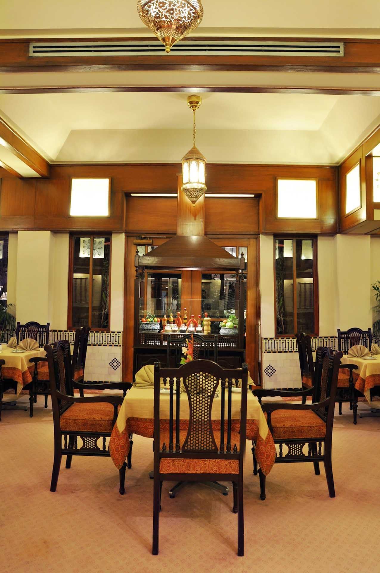Lyallpur coffee shop dining area at Faisalabad Serena Hotel