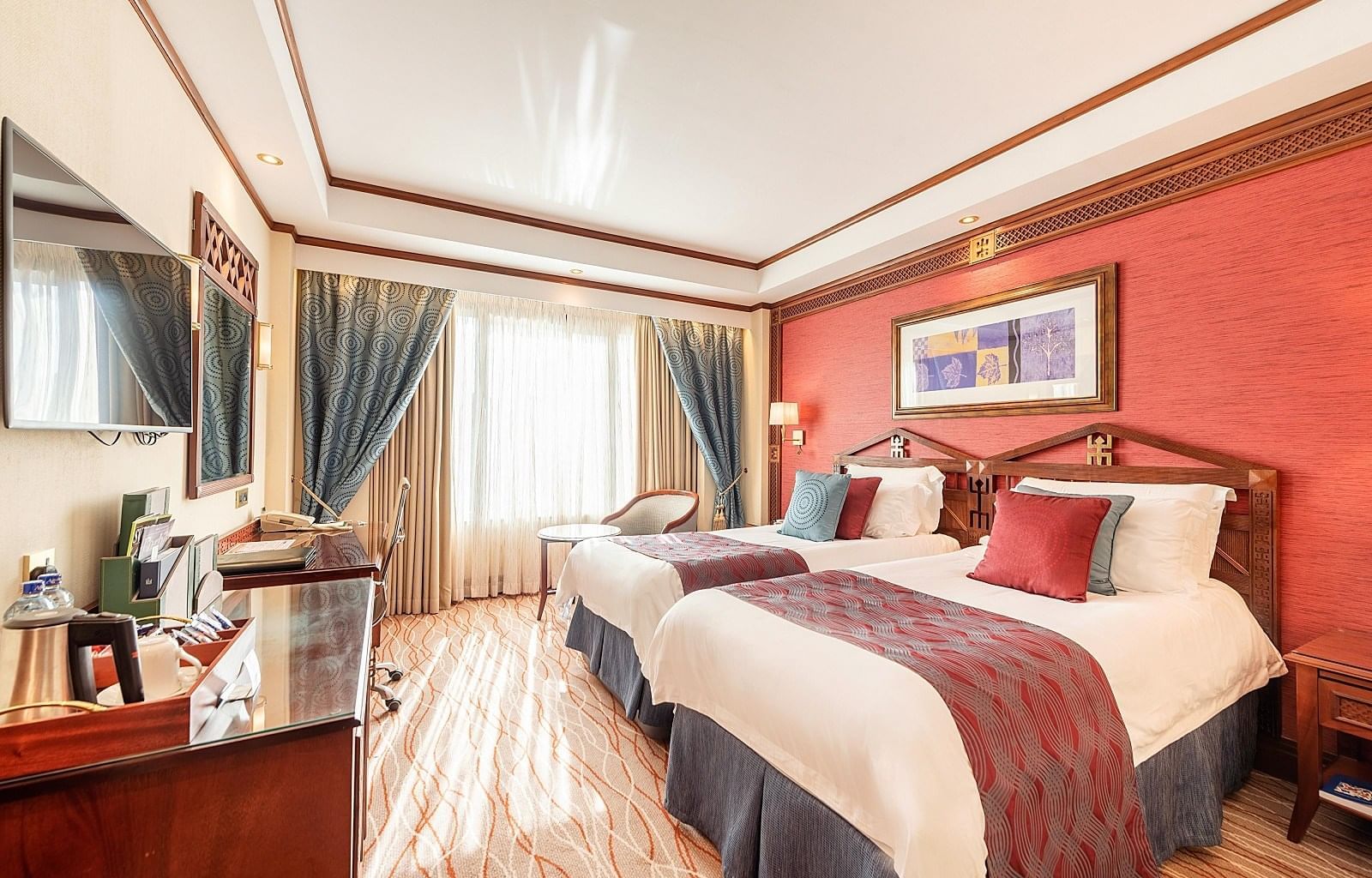 Interior of the Deluxe twin room at Nairobi Serena Hotel