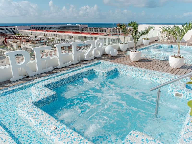 Close up on the terrace jacuzzi with sea views at The Reef 28