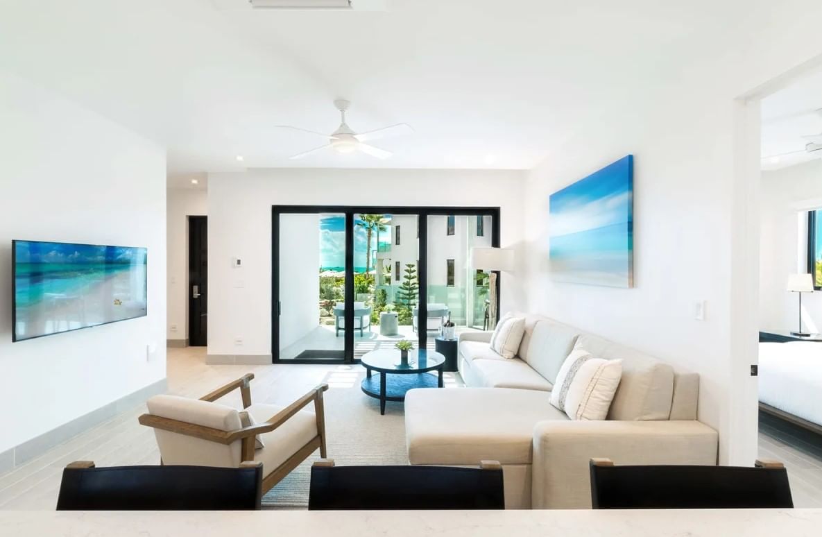 Surf House | H20. Lifestyle. Resort.