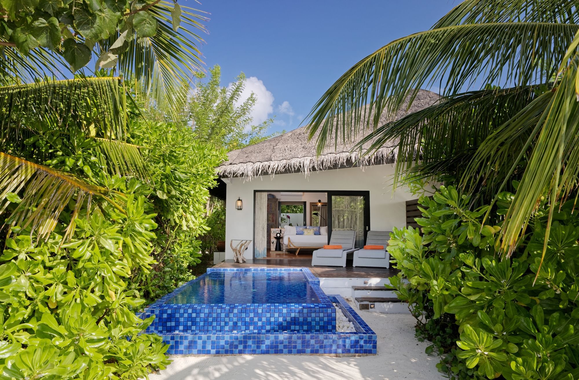 Grand Park Kodhipparu Beach Pool Villa