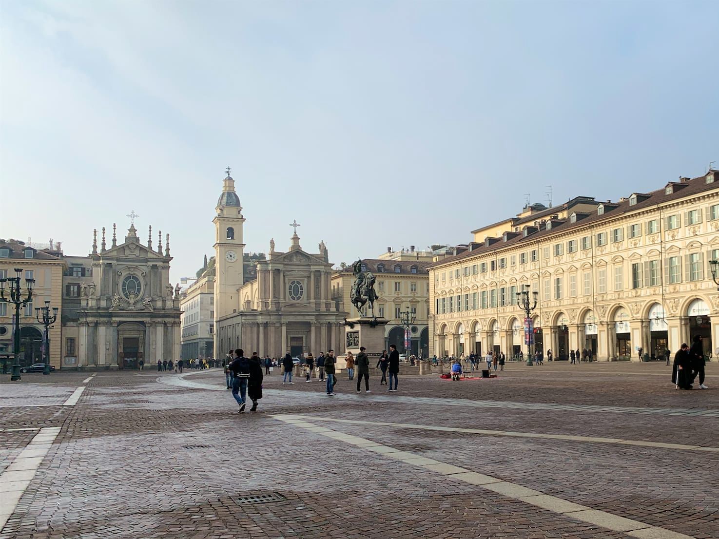Place San Carlo - Turin : itinéraire entre élégance et douceur