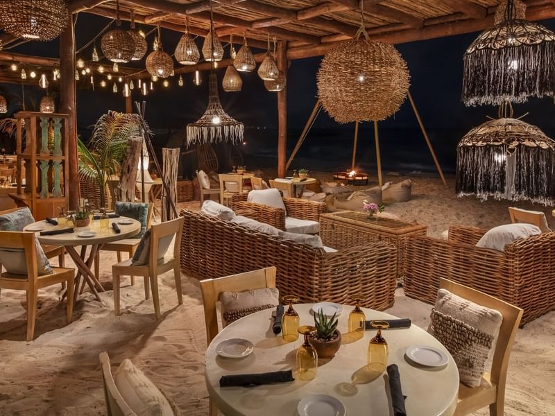 Beachside dining area in Nah Kaax at Grand Fiesta Americana