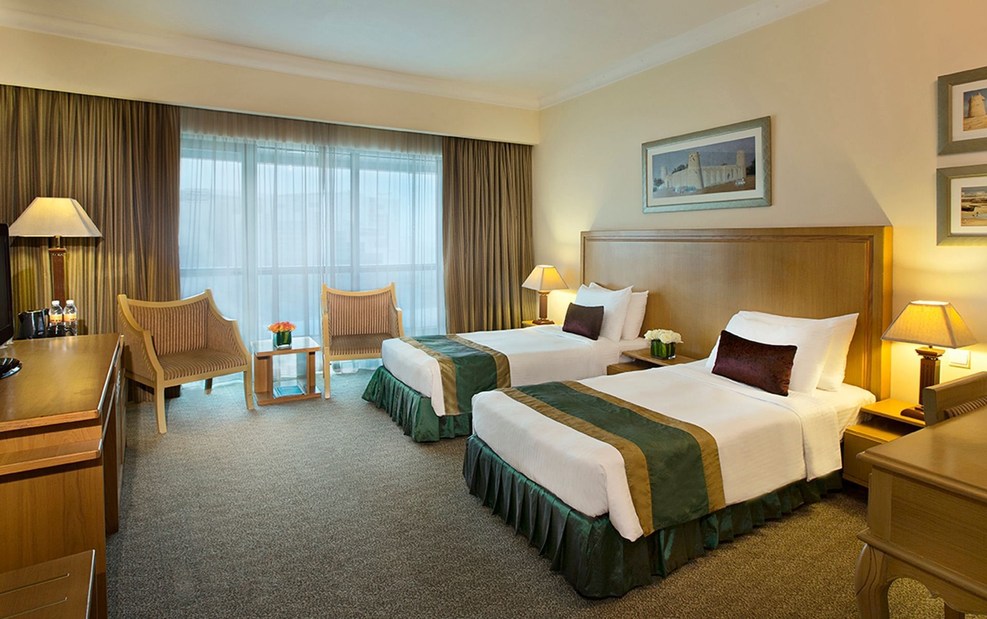 Luxury twin beds in Deluxe Twin Room at City Seasons Dubai