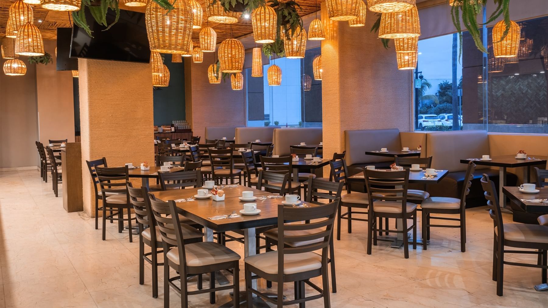 FITEP_RESTAURANT4_1800X1200