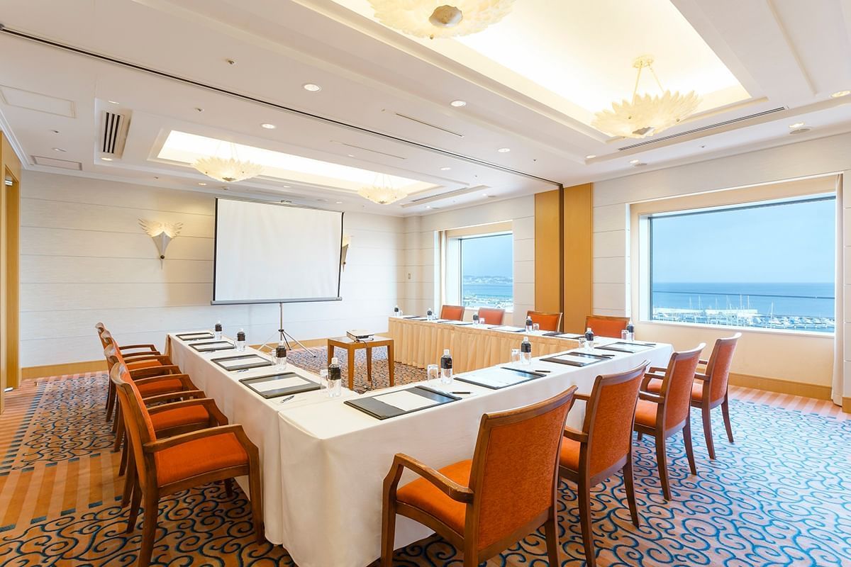 会議室・おしどり/こどぶき/すえひろ