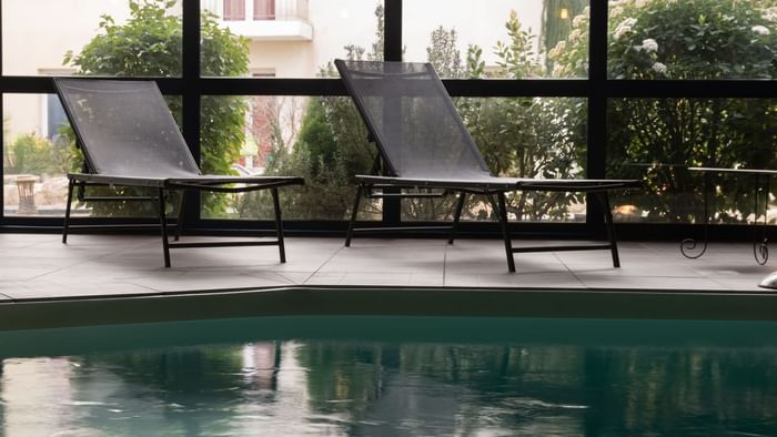 Closeup of pool beds at Hotel le village provencal