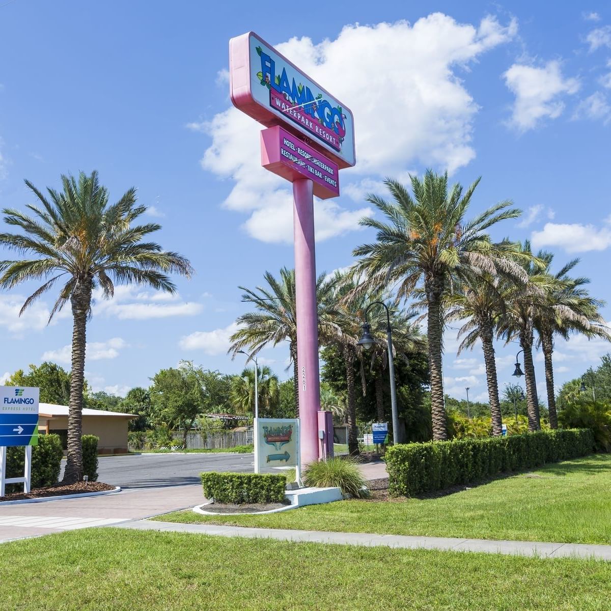 Exterior view of the entrance to Flamingo Express Hotel