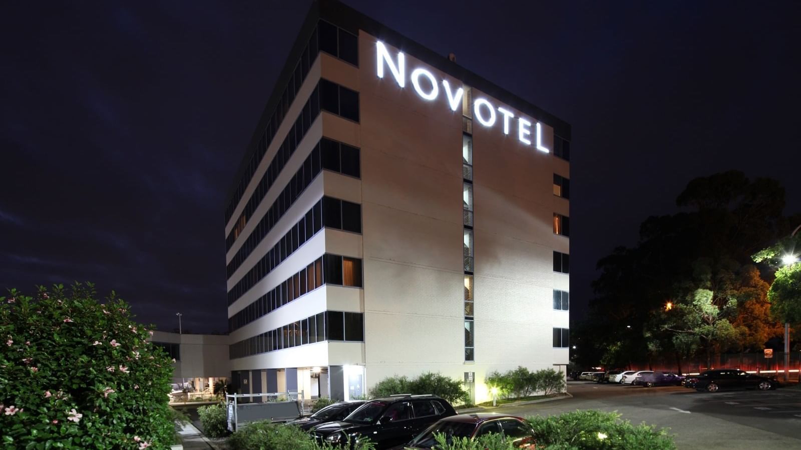 Novotel_Exterior