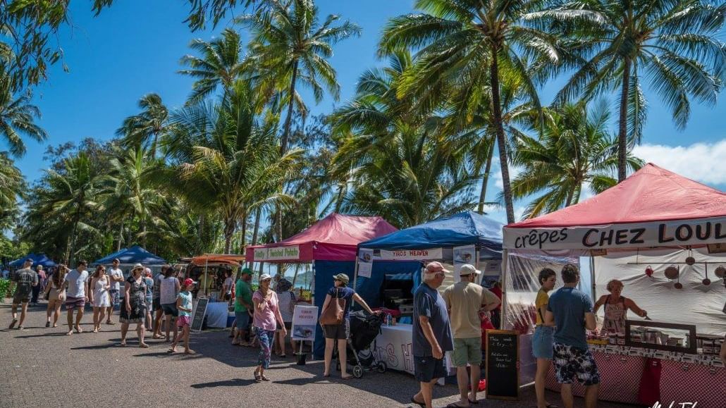 Palm Cove Markets near Pullman Palm Cove Sea Temple Resort